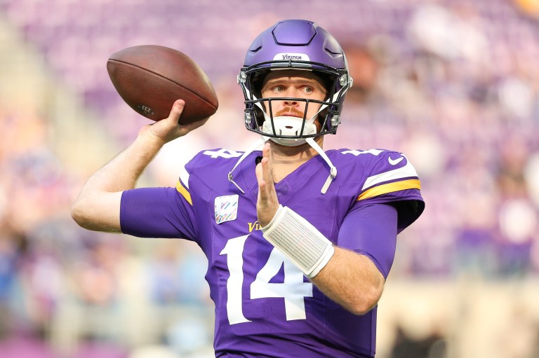 Fantasy Football Cheat Sheet: Top DraftKings NFL DFS Plays for Week 8 Thursday Night Football