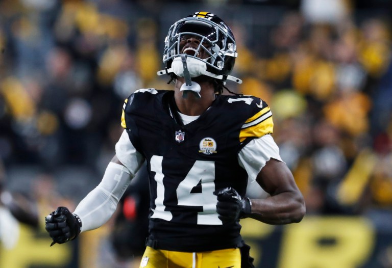 NFL Best Bets Today: DK Network Betting Group Picks for Week 8 Monday Night Football on DraftKings Sportsbook