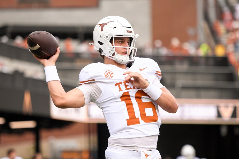 How To Bet College Football 2025 on DraftKings Sportsbook