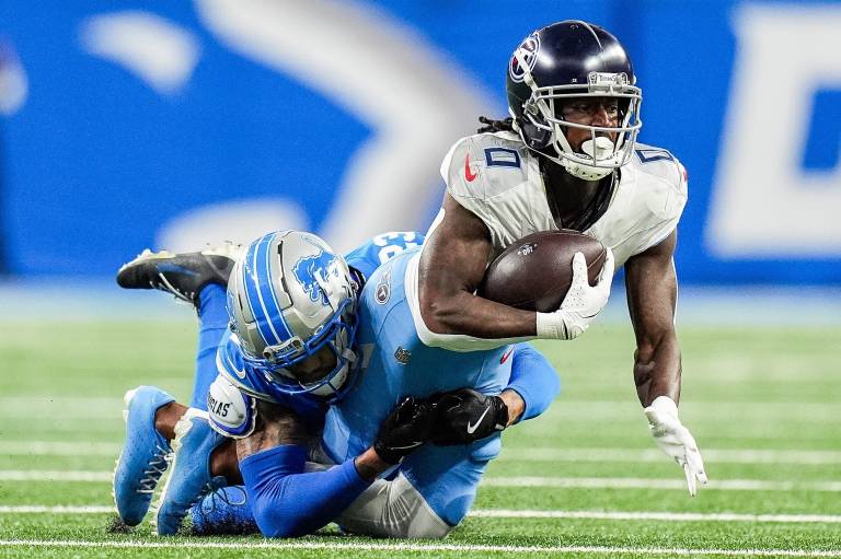 NFL Week 9 Rankings: Fantasy Football Risers and Fallers for QB, RB, WR, TE