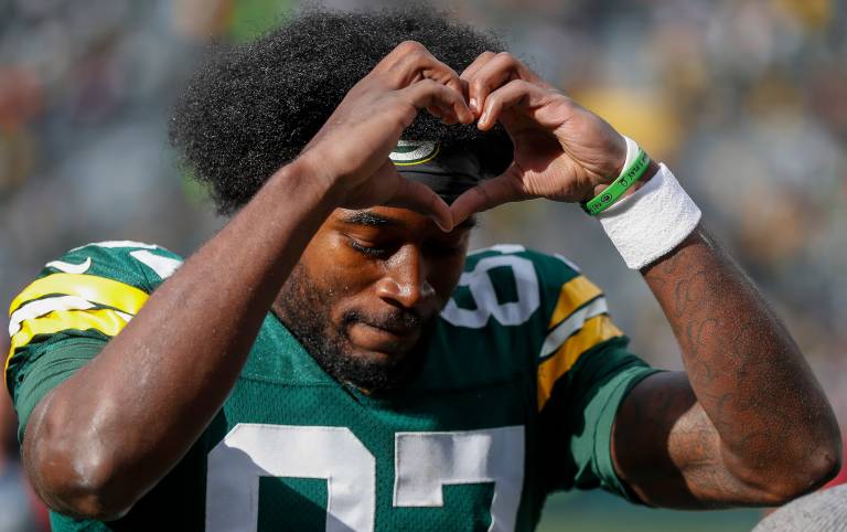 What happened to Romeo Doubs and Josh Jacobs? Live injury updates for NFL Week 12