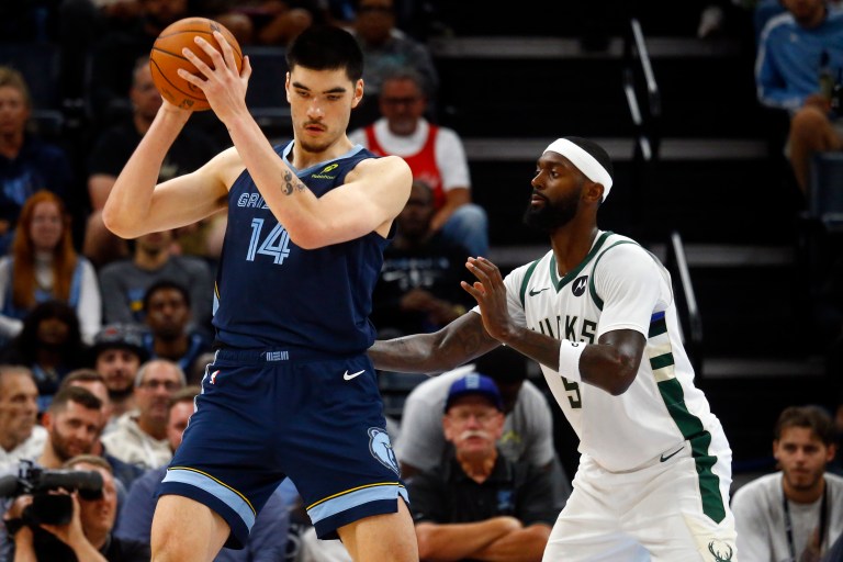 Fantasy Basketball Cheat Sheet: Top DraftKings NBA DFS Plays for November 4