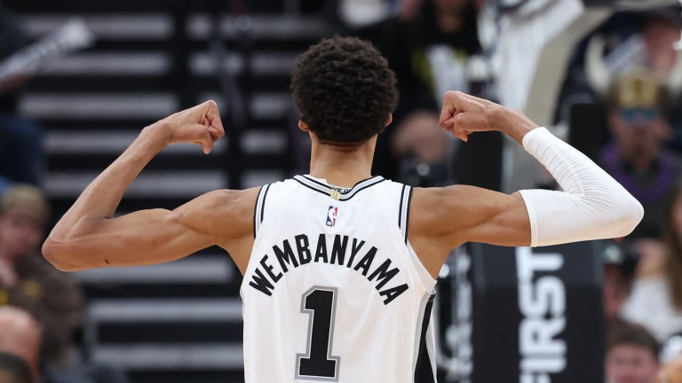 Victor Wembanyama best prop bets for Spurs at Clippers