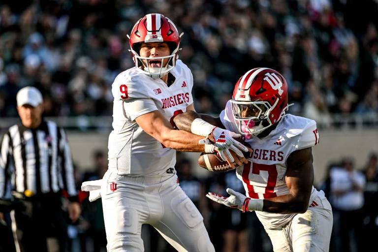 No. 8 Indiana vs. Michigan Week 11 College Football Picks & Predictions on DraftKings Sportsbook