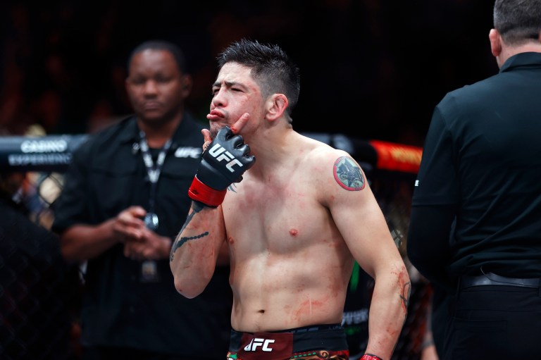 Prediction, pick for Brandon Moreno vs. Lone’er Kavanagh at UFC Mexico