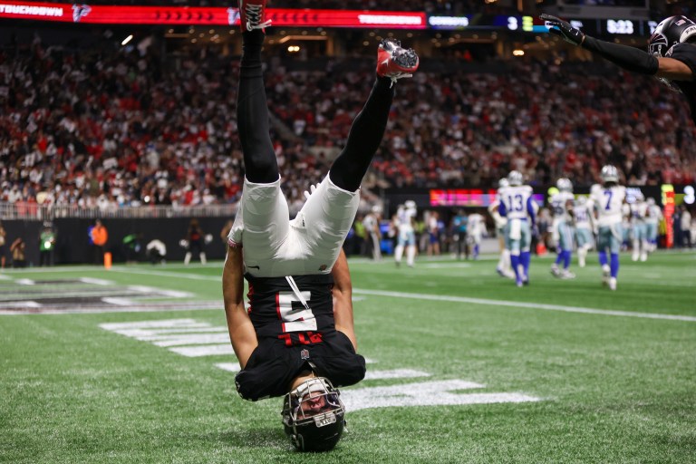 If Drake London sits, start Darnell Mooney and Ray-Ray McCloud