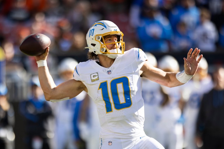 Fantasy Football Captain Picks Today: Top Week 11 Sunday Night Football DraftKings DFS Captain Plays