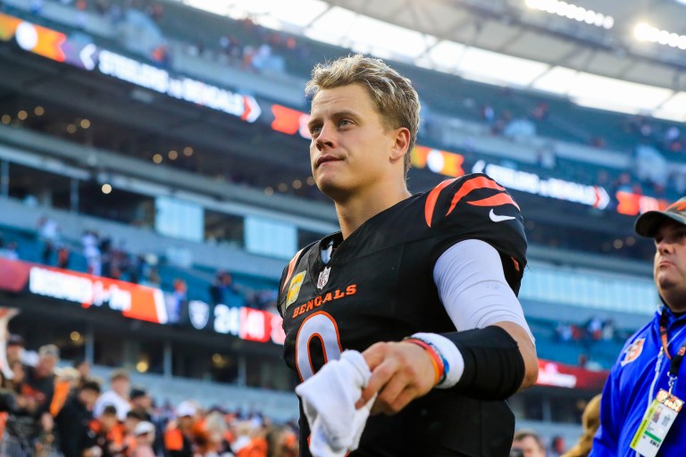 Fantasy Football Thursday Night Picks: Top DraftKings DFS Plays for TNF Week 10