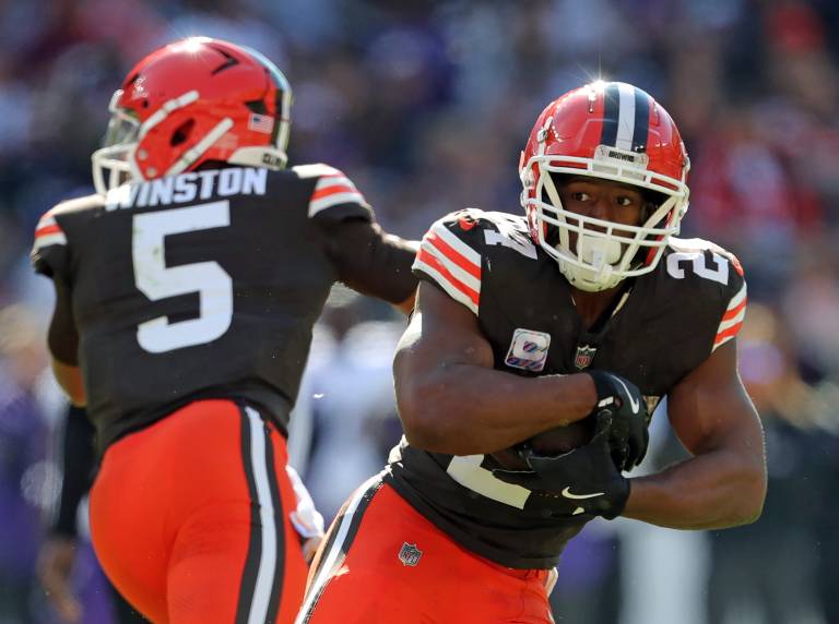 NFL Week 12 Start or Sit: Nick Chubb
