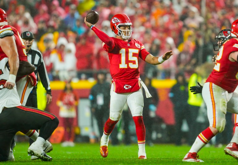 Patrick Mahomes best prop bets for Chiefs vs. Broncos