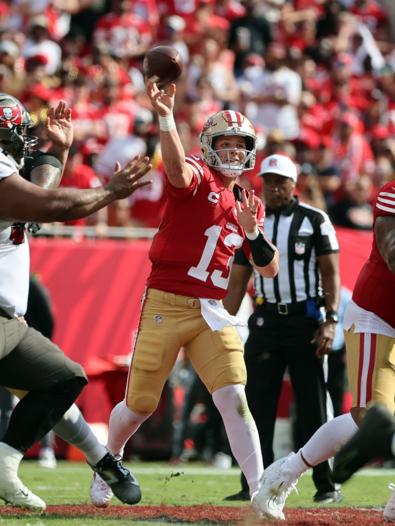 DraftKings NFL DFS Edge Check: Contest Sims, Projected Ownership for Fantasy Football Week 11