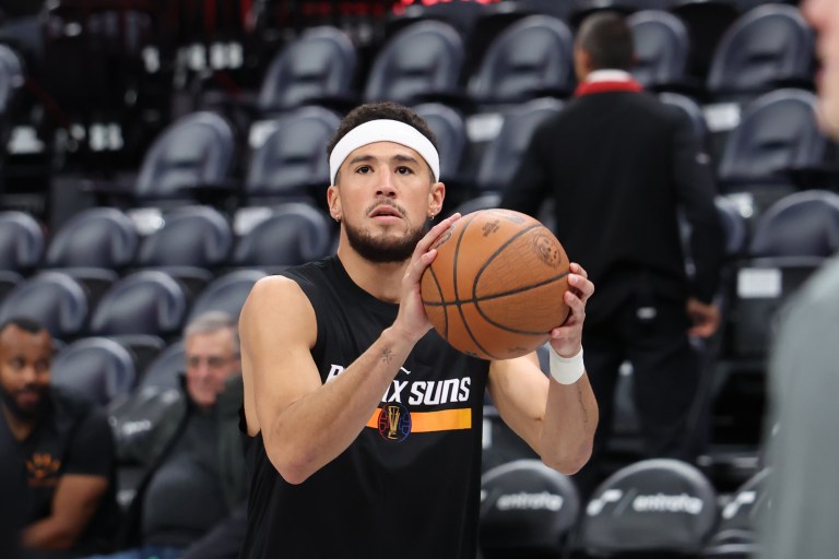 Devin Booker best prop bets for Suns vs. Kings