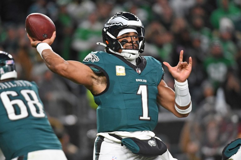 NFL Week 12 QB Rankings, Start, Sit — 2024 Fantasy Football Rankings