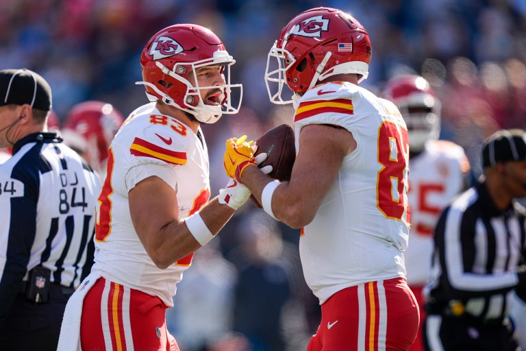 Broncos vs. Chiefs Week 18 NFL Picks & Predictions on DraftKings Sportsbook