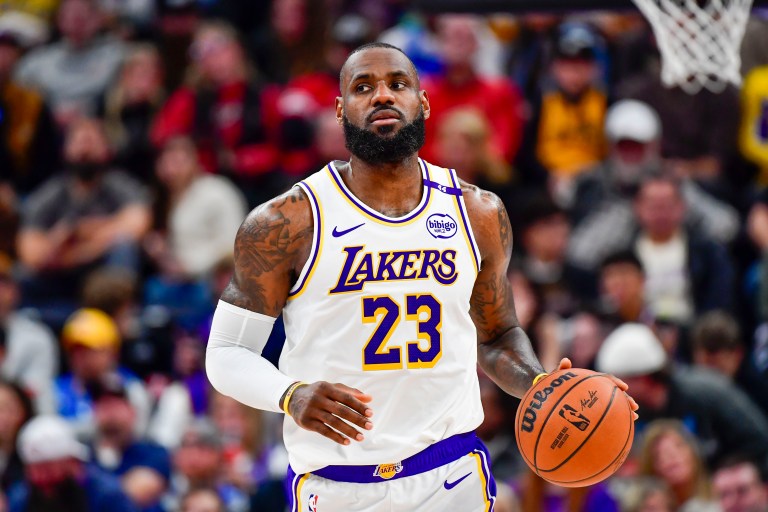Best LeBron James Prop Bet for Lakers vs Timberwolves