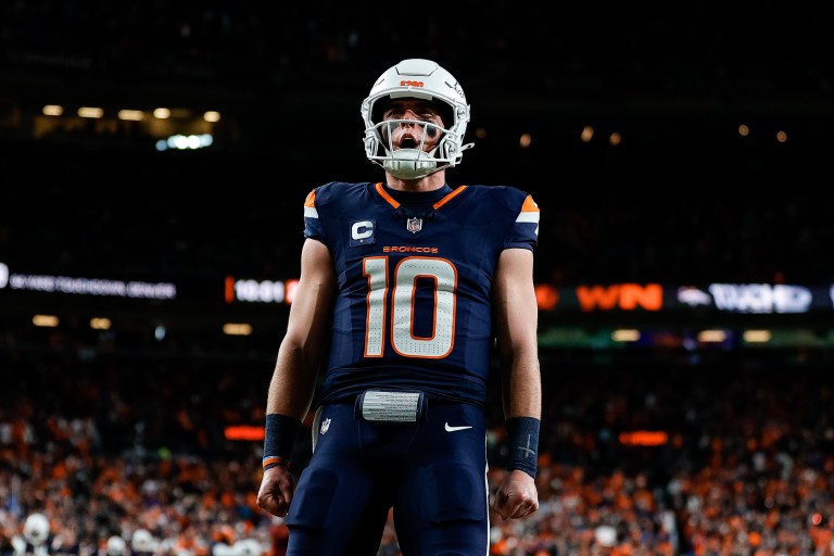 Broncos vs. Colts Week 15 NFL Picks & Predictions on DraftKings Sportsbook