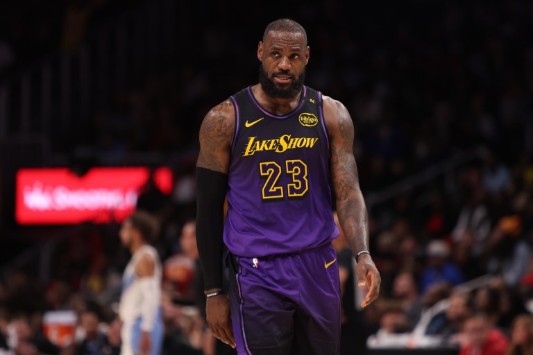 LeBron James Injury Update: December 13 vs. Timberwolves