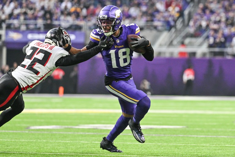 Seahawks vs. Vikings Week 16 NFL Picks & Predictions on DraftKings Sportsbook