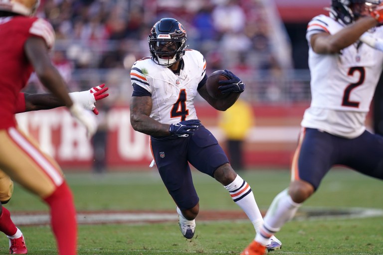 Is D’Andre Swift still a must-start if he plays in Week 15?