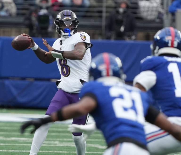 Fantasy Football Picks Today: Top DraftKings Saturday NFL DFS Targets, Values for Week 16