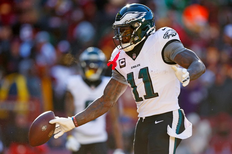 Is A.J. Brown still a viable DFS option with Kenny Pickett at quarterback?