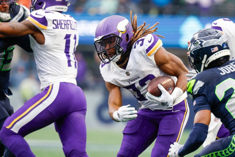 Vikings vs. Packers Week 17 NFL Picks & Predictions on DraftKings Sportsbook
