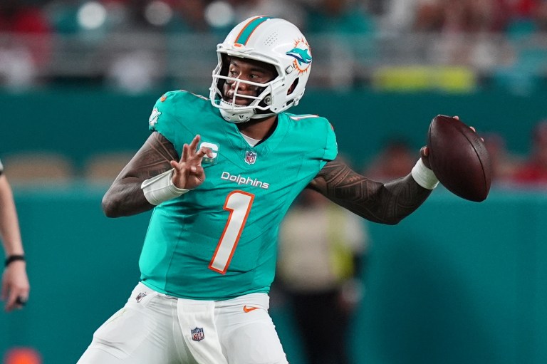 Browns vs. Dolphins Week 17 NFL Picks & Predictions on DraftKings Sportsbook