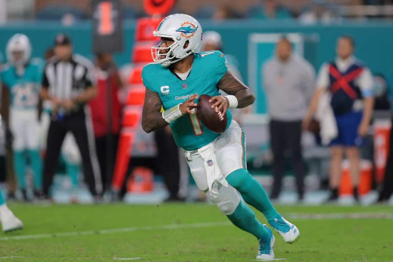 Are Tyreek Hill and Jaylen Waddle still effective DFS options if Tua Tagovailoa sits in Week 17?
