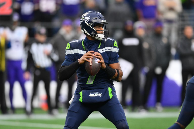 Seattle Seahawks Trade Geno Smith to Las Vegas Raiders: Full Terms, Live Updates