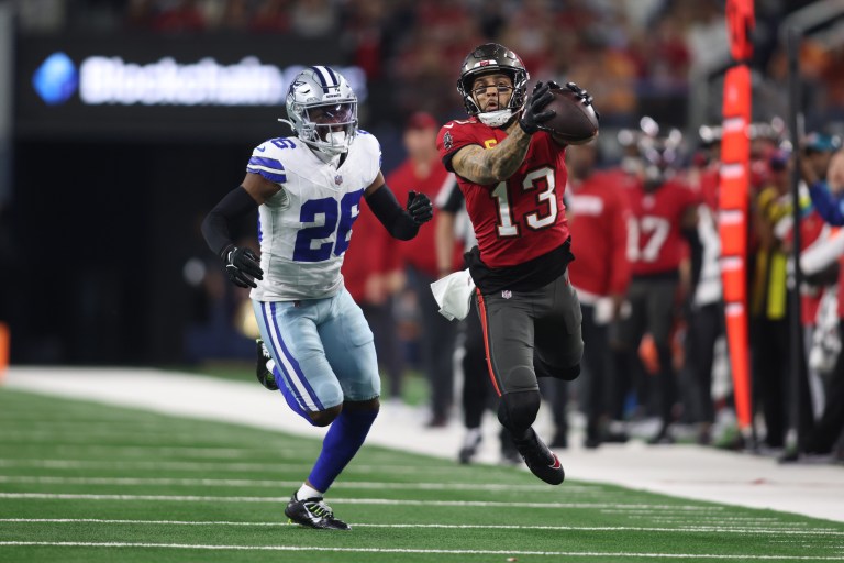 Mike Evans best props in Week 17 against the Panthers