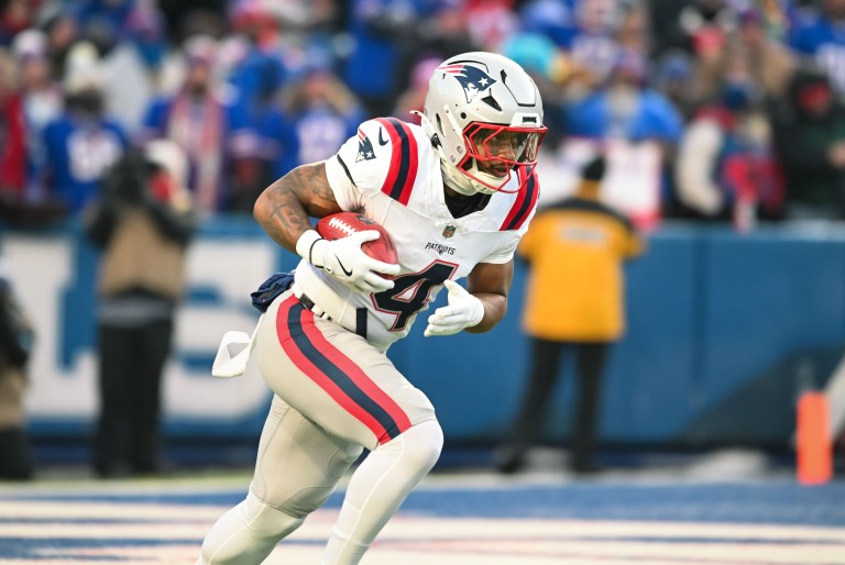 Fantasy Football Value Picks Today: Top Week 17 Saturday DraftKings DFS Value Plays