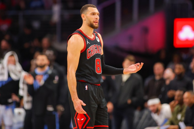 Zach LaVine injury update: December 30 at Hornets