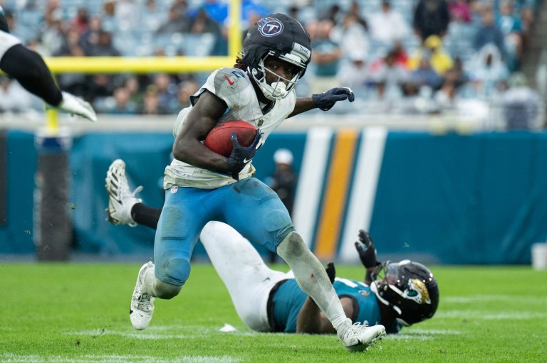 Titans vs. Texans Week 18 NFL Picks & Predictions on DraftKings Sportsbook
