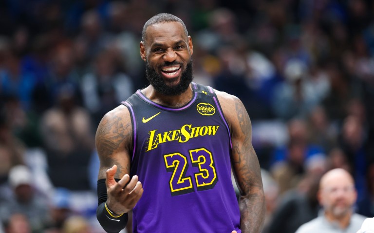 How the public is betting Spurs vs. Lakers on January 13