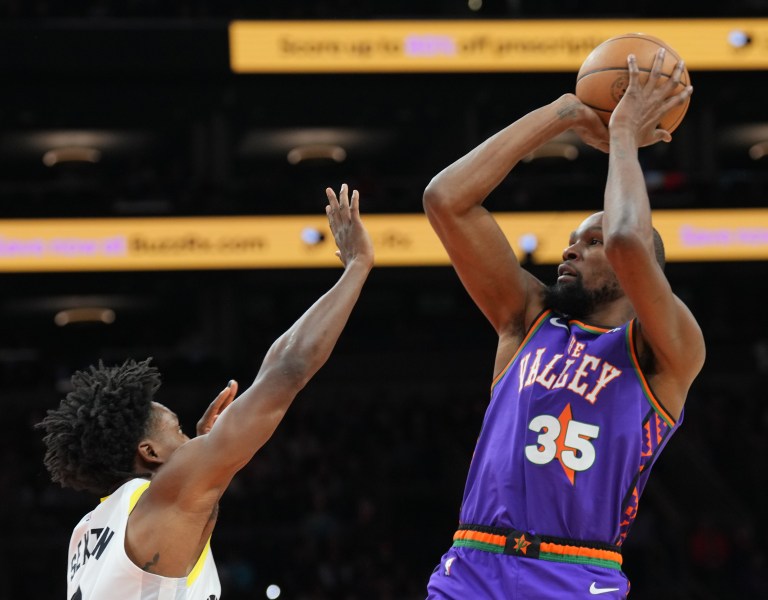 Fantasy Basketball Picks: Top Forwards for January 22