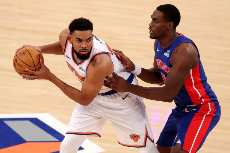Karl-Anthony Towns Injury Update: January 15 at 76ers