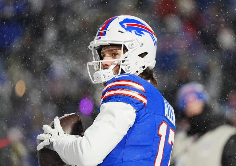 Chiefs vs. Bills AFC Championship Game NFL Picks & Predictions on DraftKings Sportsbook