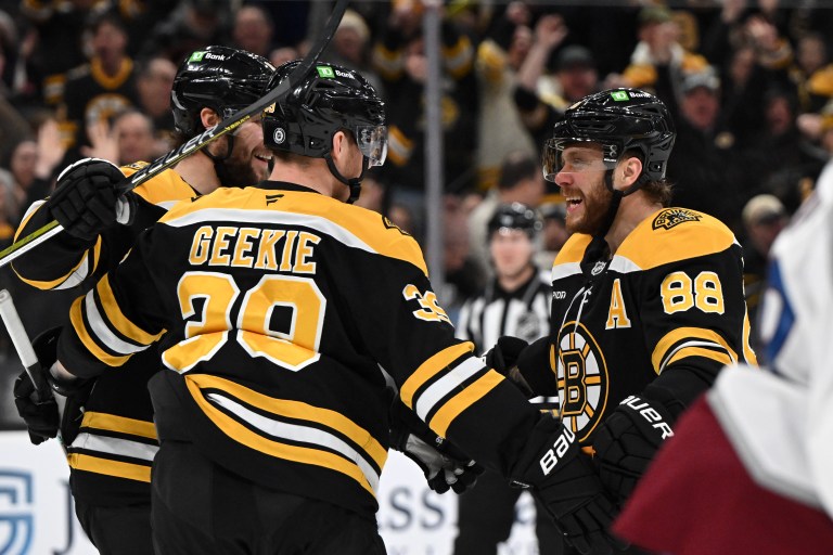 NHL Best Bets Today: DK Network Betting Group Picks for January 28 on DraftKings Sportsbook
