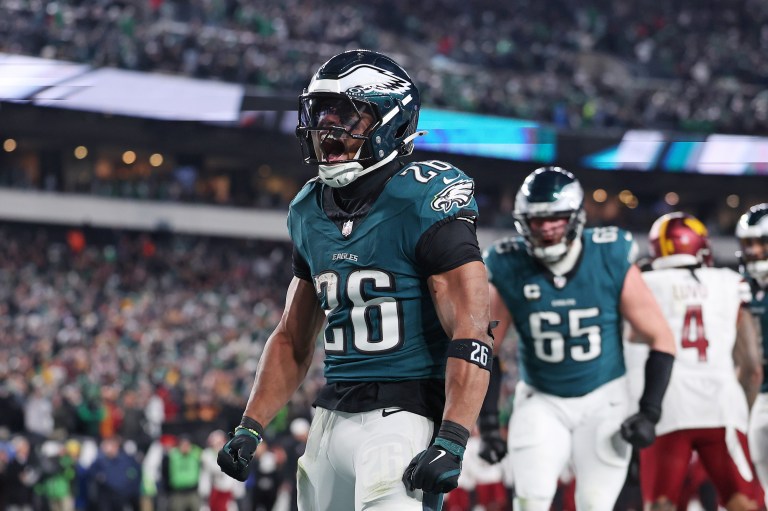 Tracking Saquon Barkley’s performance in Super Bowl 2025 vs. Chiefs