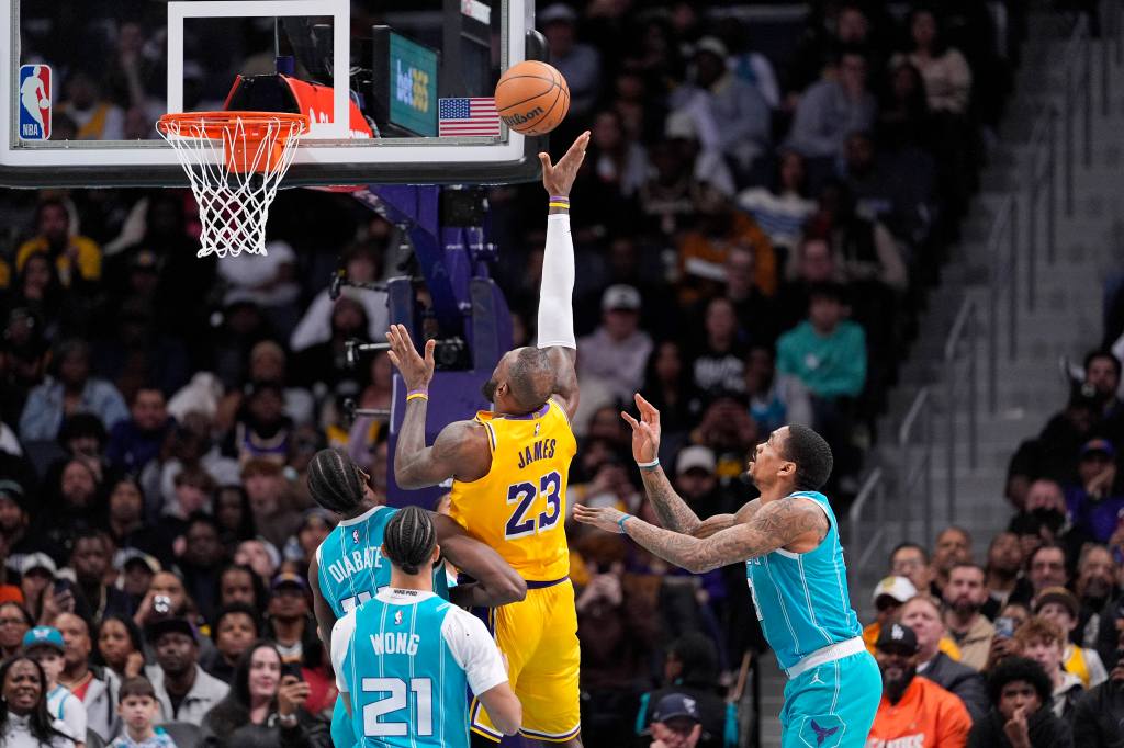 LeBron James Best Prop Bets for January 28