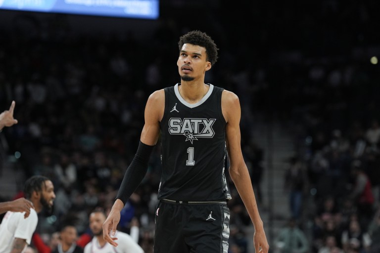 Brooklyn Nets vs. San Antonio Spurs prediction, pick for Sunday 10/26/25
