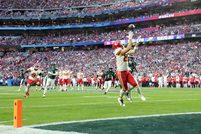 What will the score be at halftime in Super Bowl 2025?