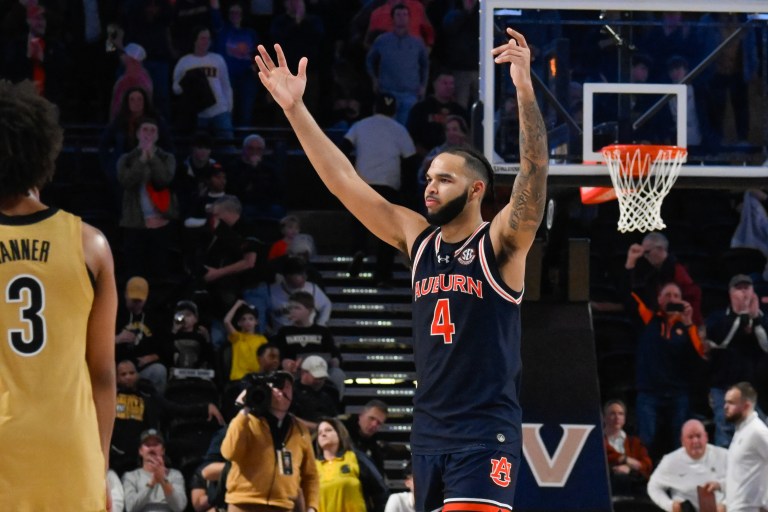 How the public is betting No. 1 Auburn vs. No. 2 Alabama on February 15
