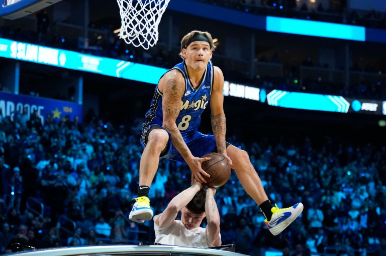 The best dunks from the 2025 NBA Slam Dunk Contest