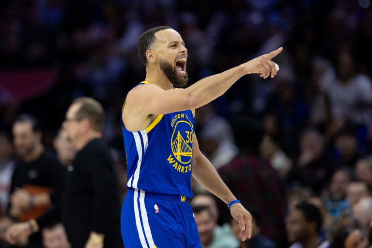 Best Stephen Curry Prop Bets for Warriors at Hornets on Monday 3/3/25