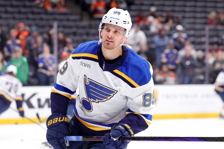 DraftKings NHL Pick6 Fantasy Hockey Picks: Top Plays and Projections for Thursday 4/3/25