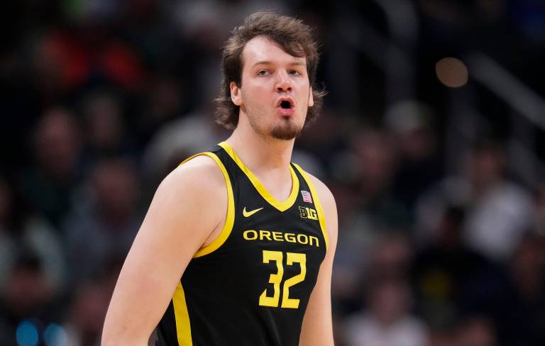 Oregon vs. Liberty prediction, pick for March Madness Round of 64