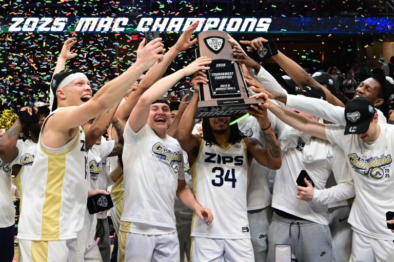Akron vs. Arizona prediction, pick for March Madness Round of 64