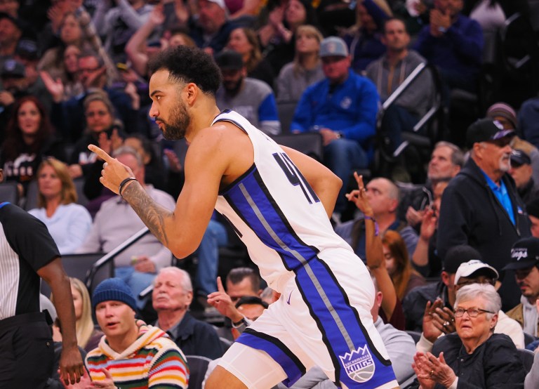 Three must-start fantasy basketball players for Saturday 3/22/25 NBA slate