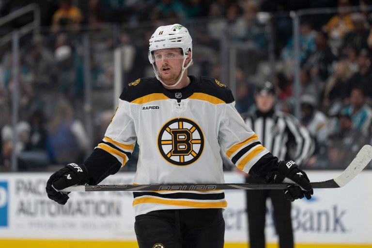 DraftKings NHL Pick6 Fantasy Hockey Picks: Top Plays and Projections for Wednesday 3/26/25